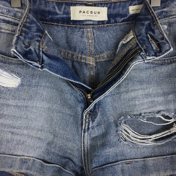 PACSUN Shorts Jean Denim Mom High Rise Waist Light Wash 2” Inseam Cuffed Size 24 - Picture 5 of 10